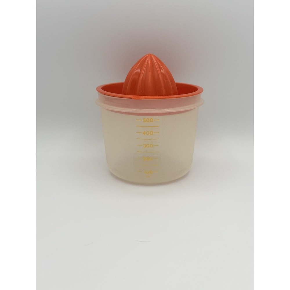 Vtg 16oz. Tupperware Citrus Juicer Top 409-7 & Measuring Container Bottom 1493-6